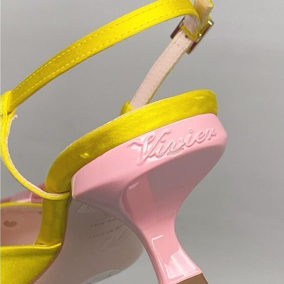 Roger Vivier 55mm Virgule Bow satin pumps size 36.5 - Picture 12 of 15